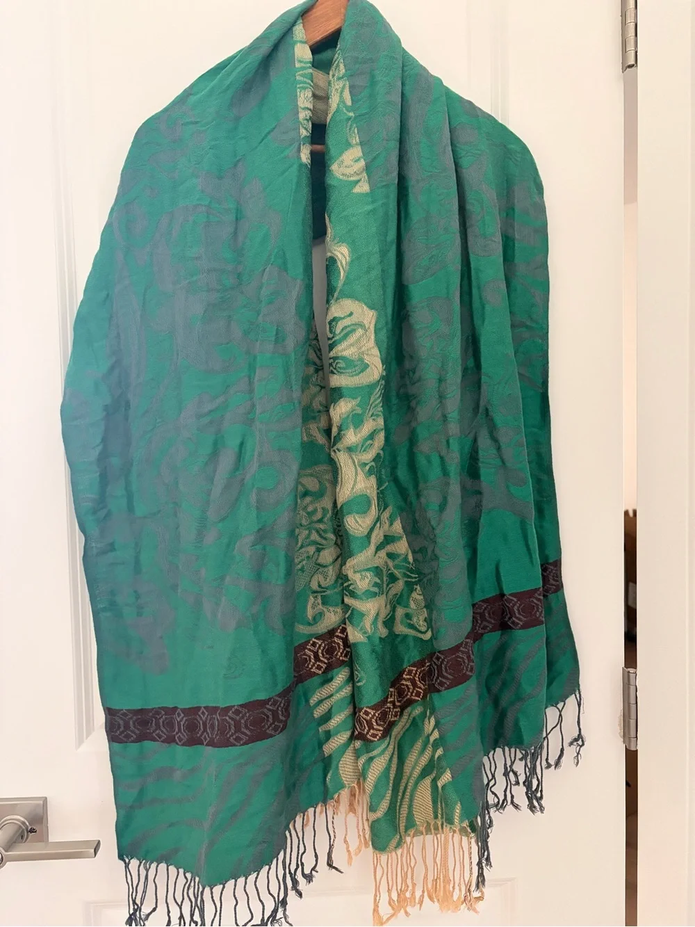 Green Patterned Cotton Scarf / shawl with Fringe